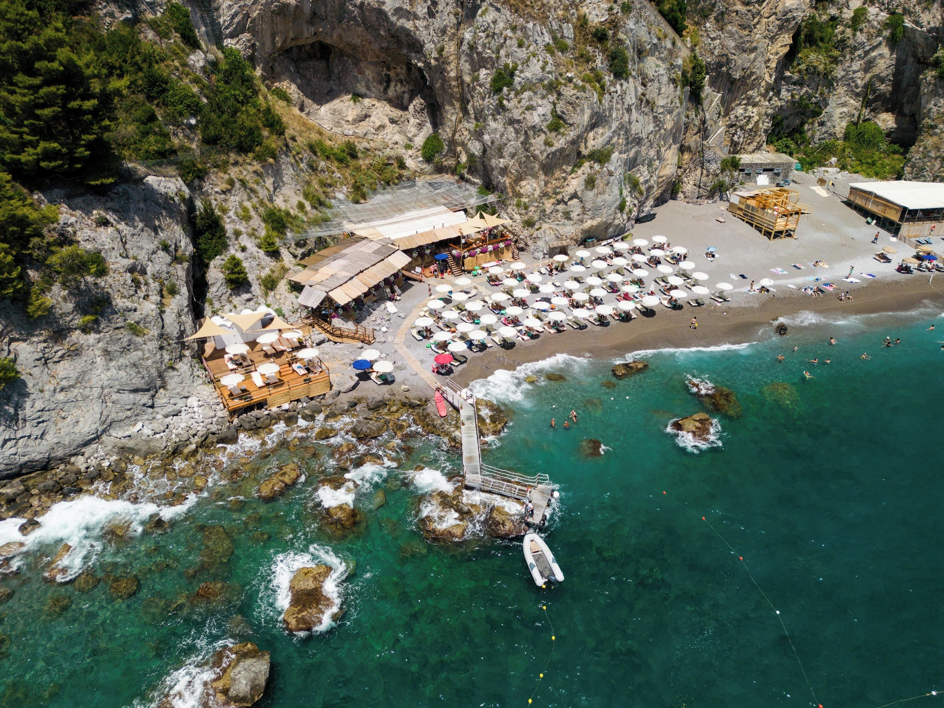 واجهة المنشأة