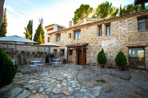 Front of property - Torre alta de Ram (Alcaniz)