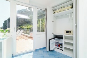 Deluxe Room | Water view