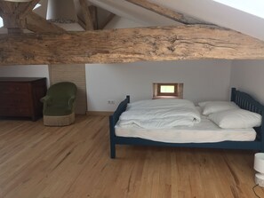 4 Schlafzimmer, Bettwäsche