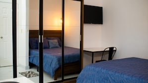 1 bedroom, Egyptian cotton sheets, premium bedding, down comforters - Doral Apartamentos  (David)