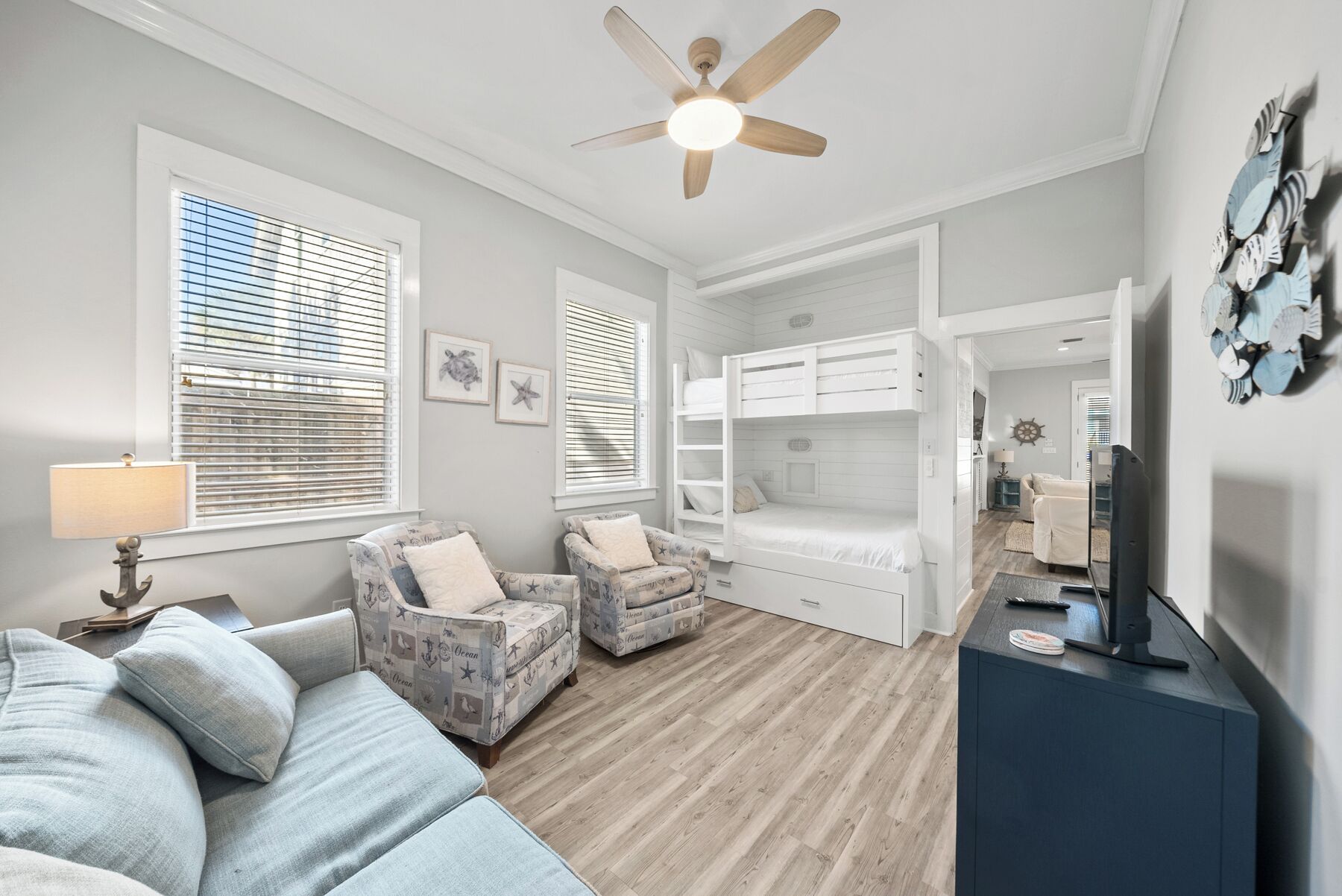 4 bedrooms, iron/ironing board, free WiFi, bed sheets