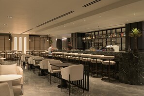 2 bars/lounges, swim-up bar, poolside bar - King Jason Zante – Designed for Adults (Zakynthos)