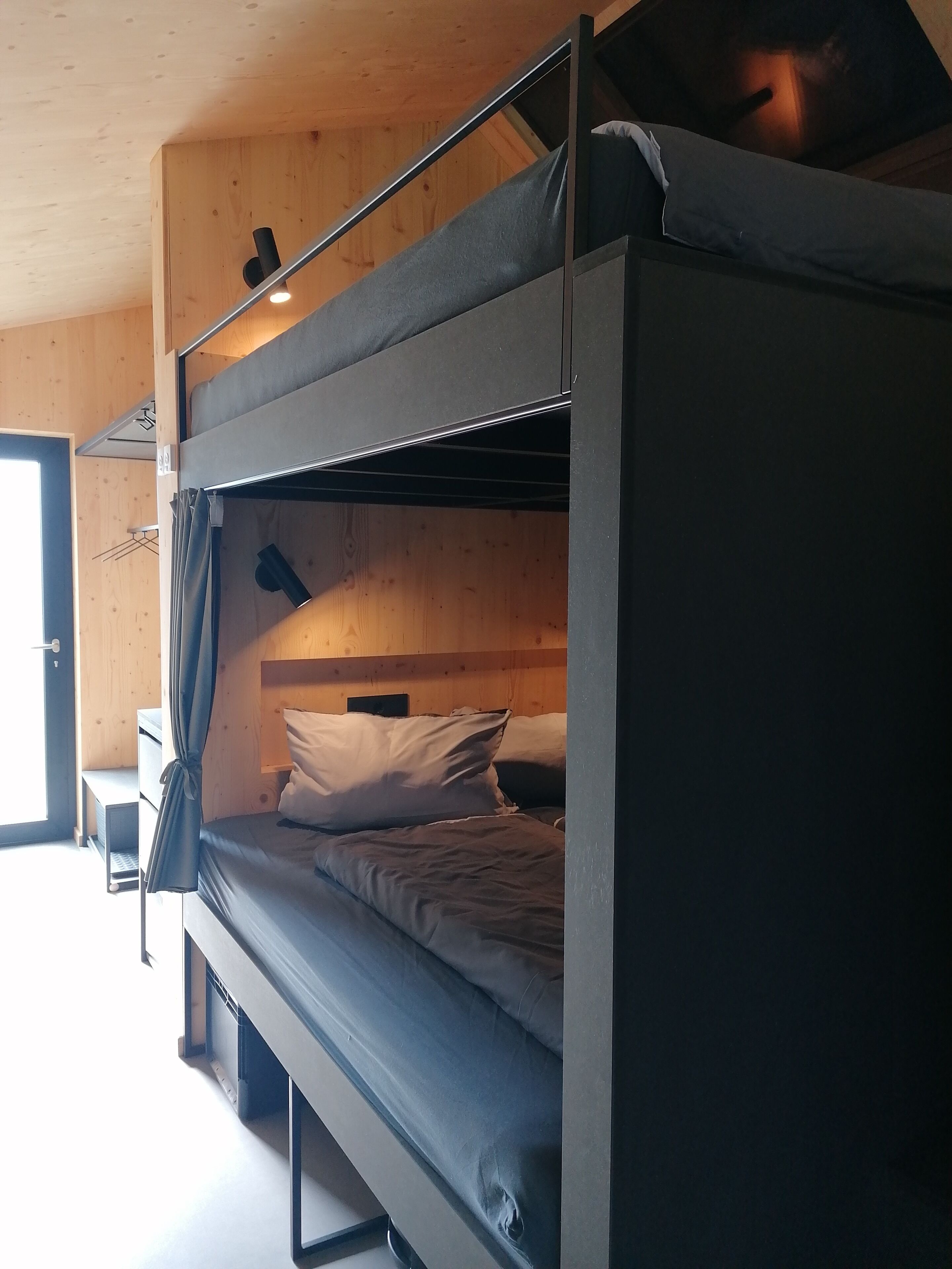 1 bedroom, WiFi (free), bed sheets
