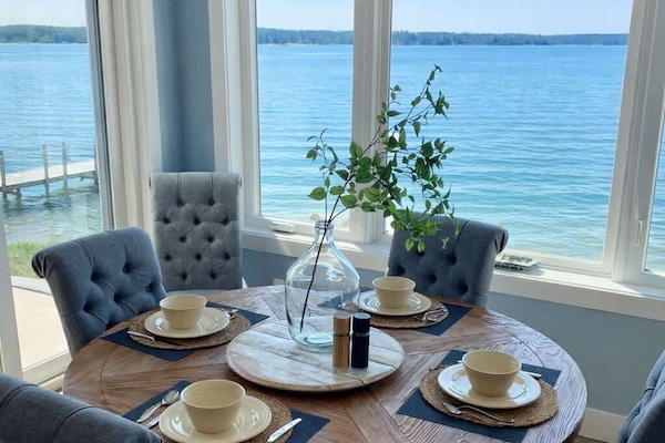 Dining with a View — Seats 8 with Panoramic Lake Sightlines