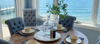 Lakefront Cabin, 3BR, Sleeps 8, Dock, Fireplace