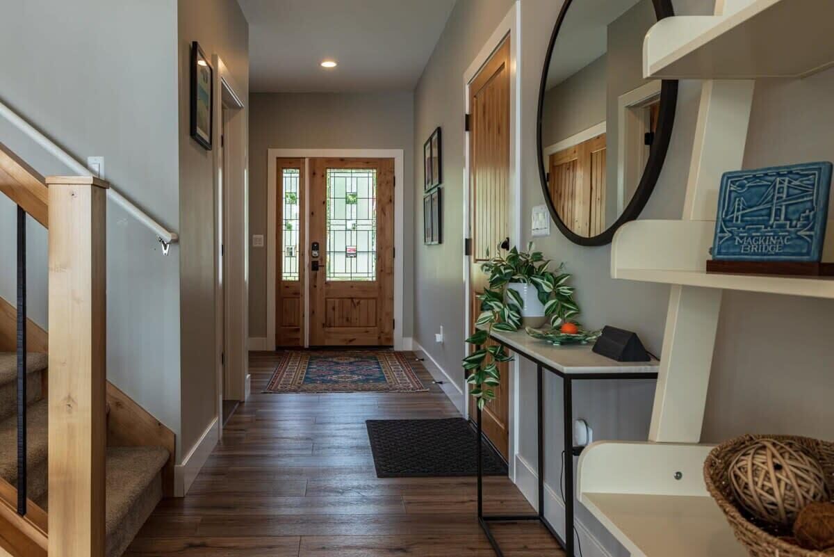 Welcoming Entry — Smartlock Access, No Keys Needed