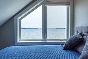 3 Schlafzimmer, Schreibtisch, Bügeleisen/Bügelbrett, Reisekinderbett