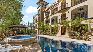Pool - Gav5: New Modern Condo Walking Distance to Beach (Tamarindo)