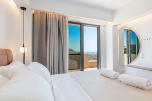 4 bedrooms, in-room safe, iron/ironing board, travel crib - Sigma Villa, Private Heated Swimming Pool Garden, Panoramic Sunset (Rethymnon)