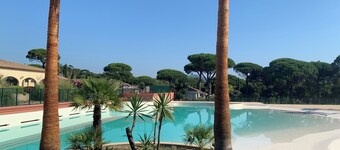 Chalet Romantique Avec vue mer à 15mn de la Plage de Pampelonne
