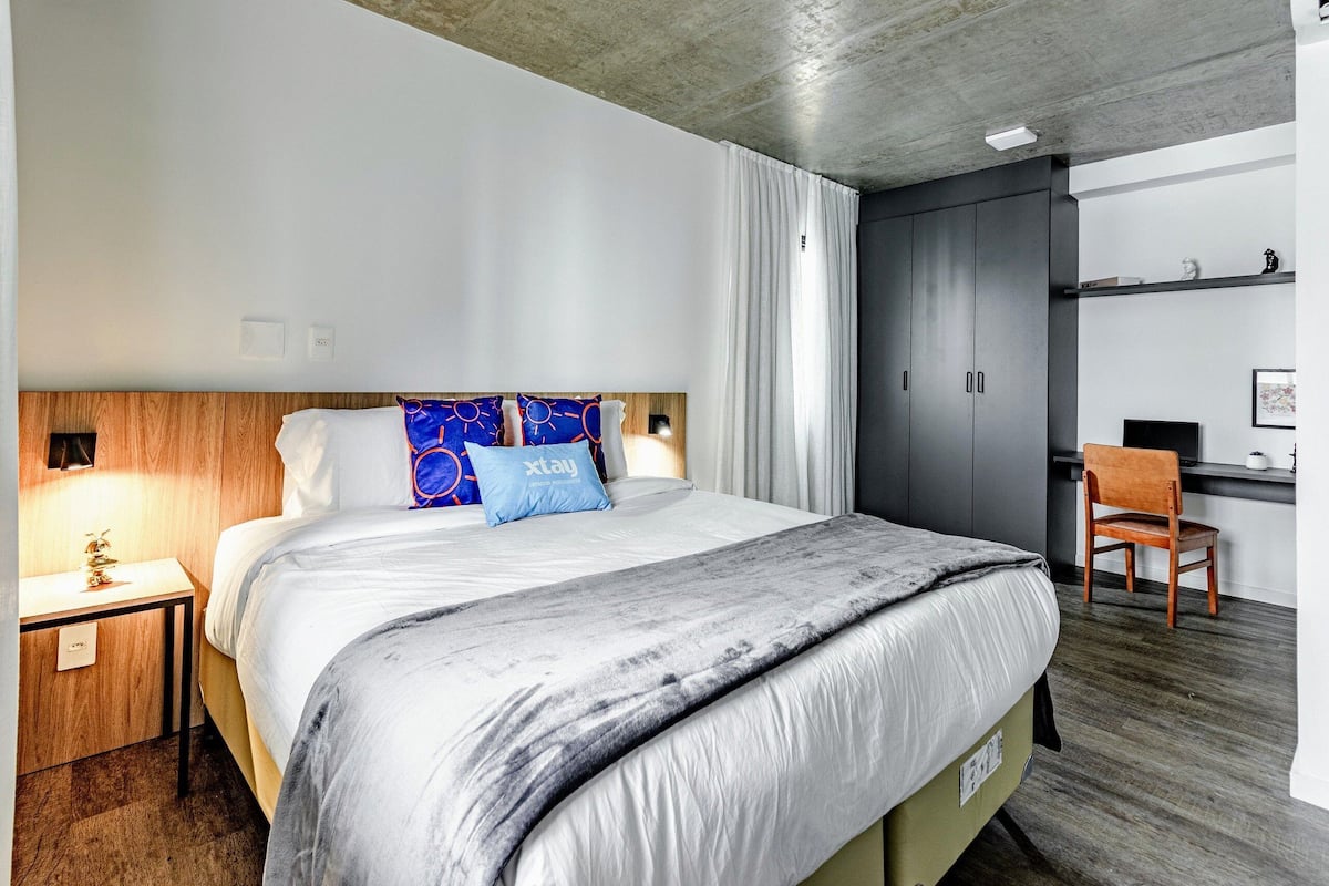 Superior-Apartment | 1 Schlafzimmer, kostenloses WLAN, Bettwäsche