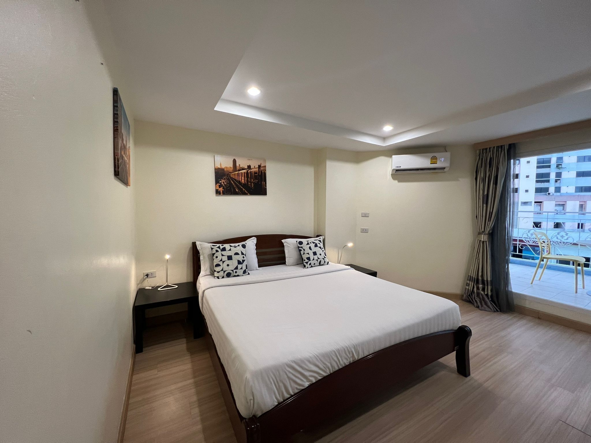 Foto - V Check Inn Sukhumvit 22