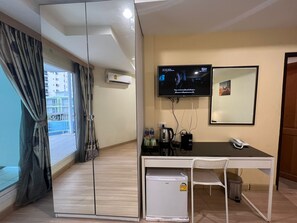 Room amenity - V Check Inn Sukhumvit 22 (Bangkok)