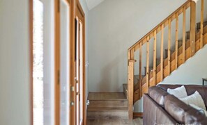 Interior - Lured To The Lake Sum (Lake Lure)