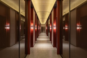 Lunch and dinner served  - Holiday Inn Express Yinchuan Yuehai by IHG (Yinchuan)