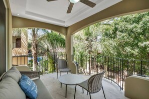 Terrace/patio - Gav4: New Condo in Location Walkable to Beach (Tamarindo)