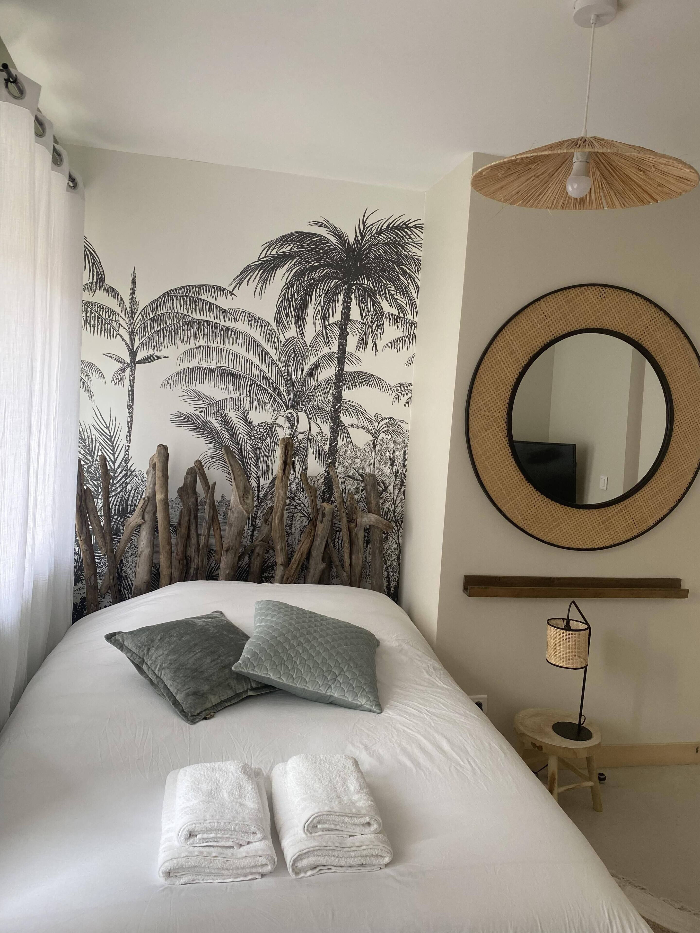 9 habitaciones, tabla de planchar con plancha, wifi y ropa de cama 