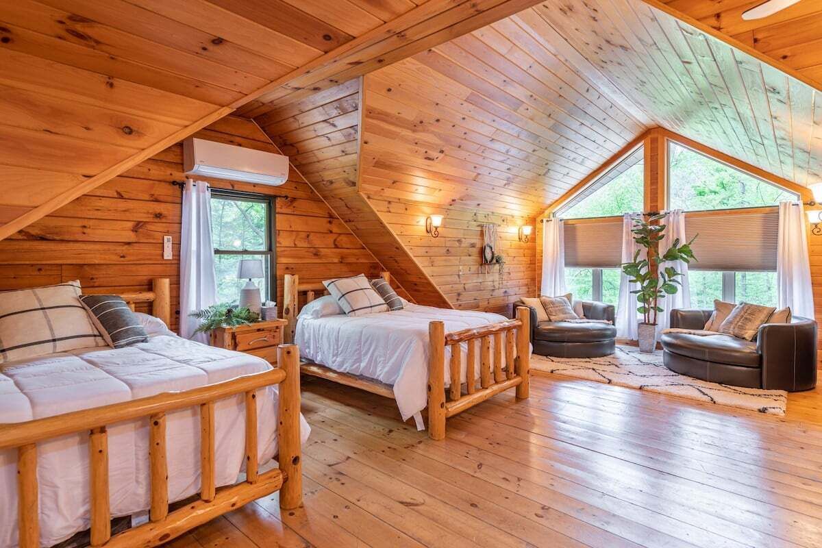 3 chambres, fer et planche à repasser, Wi-Fi, draps fournis