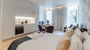 Ferros/tábuas de passar roupa, Wi-Fi de cortesia, roupa de cama
