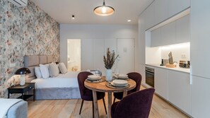 Interior - Almada 551 - 0.1 l Chic Studio by LovelyStay (Porto)