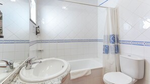 Hair dryer, towels