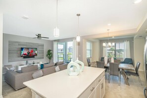 Interior - Magic Condo 3BR at Storey Lake – 10 min to Disney! (Kissimmee)