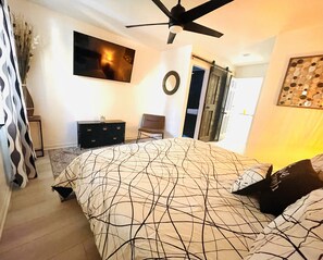 3 habitaciones, escritorio, tabla de planchar con plancha y wifi gratis 