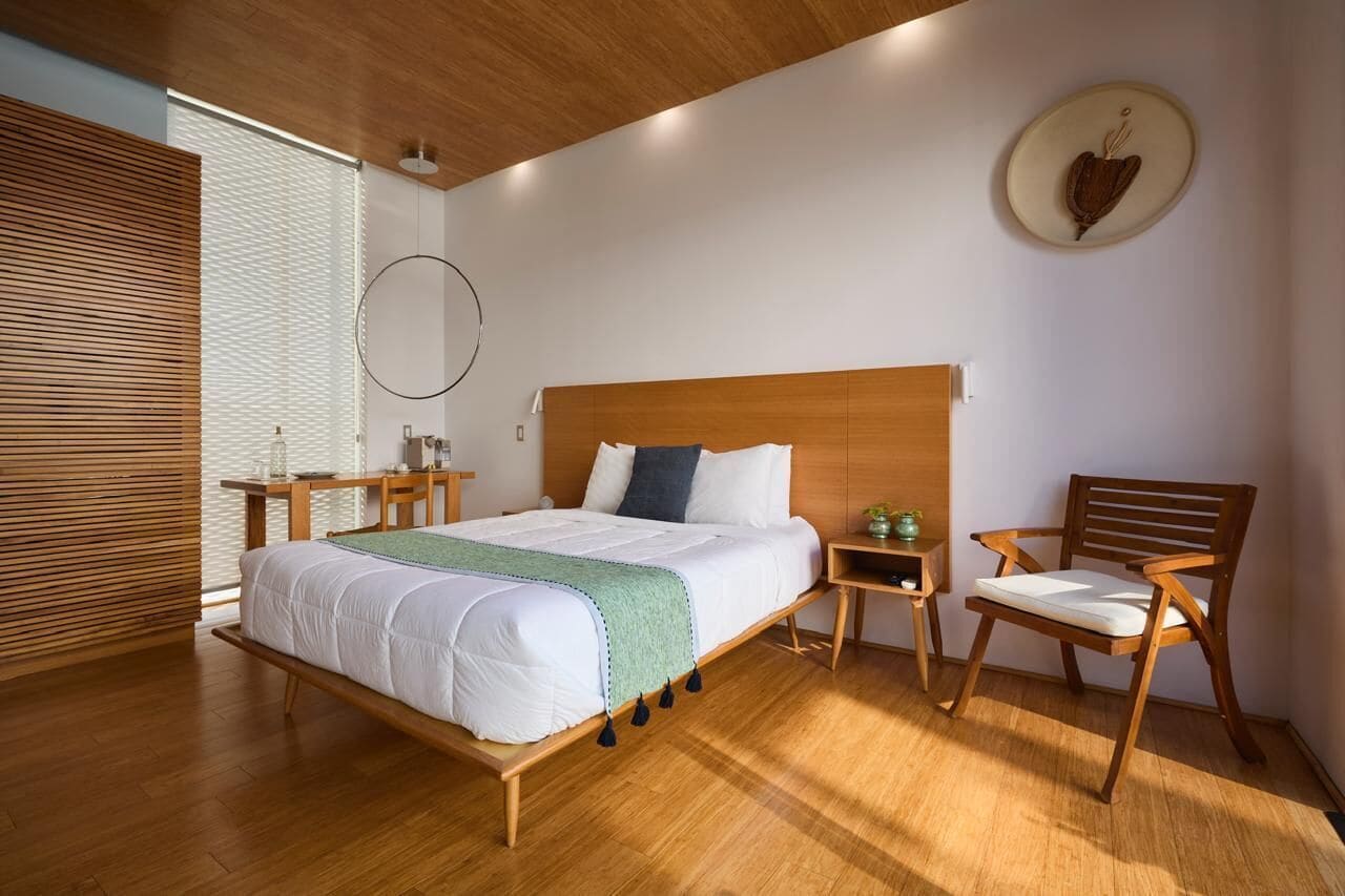 Studio Deluks | Seprai premium, brankas, dan didekorasi berbeda-beda