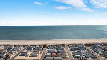 Nära stranden och strandhanddukar