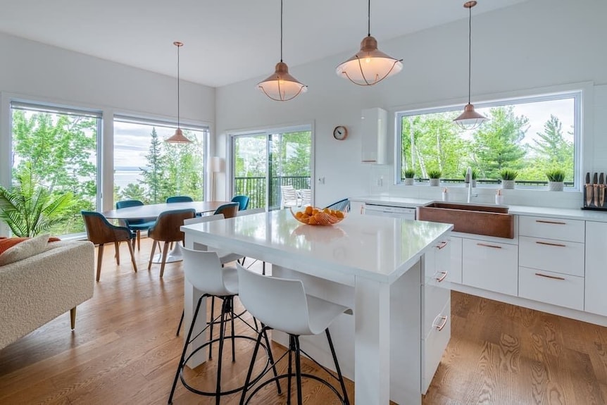 Hôtel à La Maison - L'envol, Spa Et Fleuve! - La Malbaie