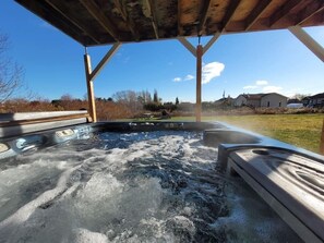 Utendørs boblebad
