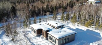 Hôtel à la maison - Le Distinction, piscine et spa