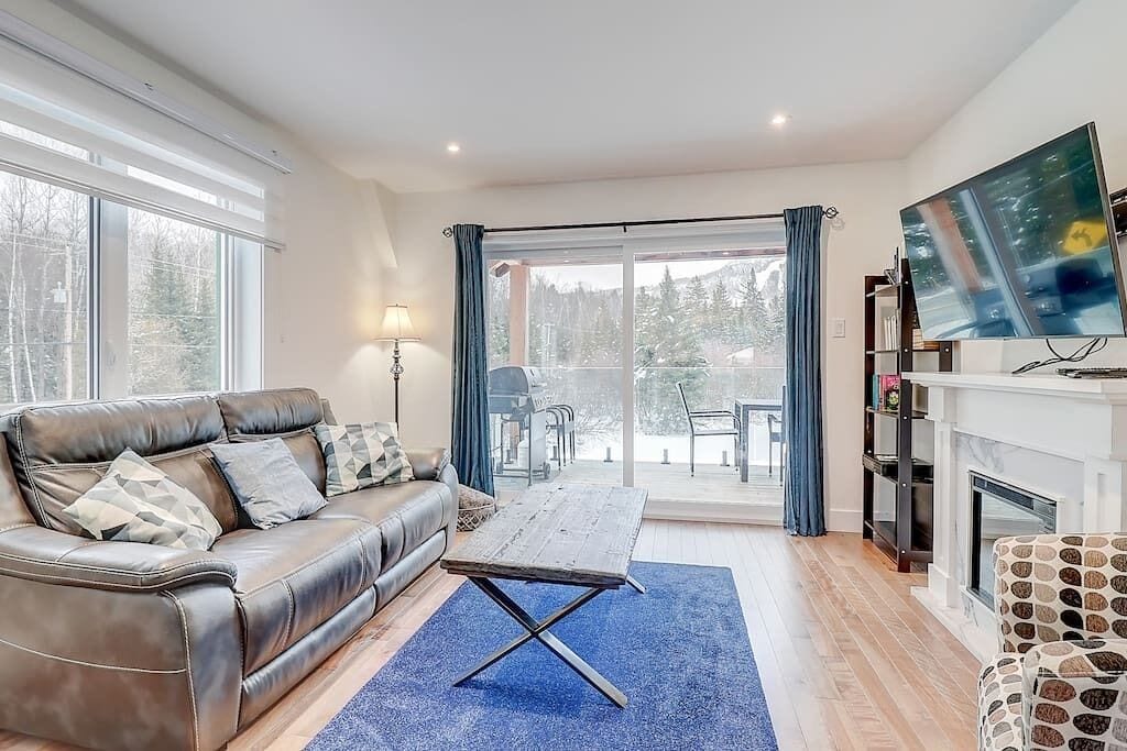 Télévision, cheminée, Netflix, services de streaming