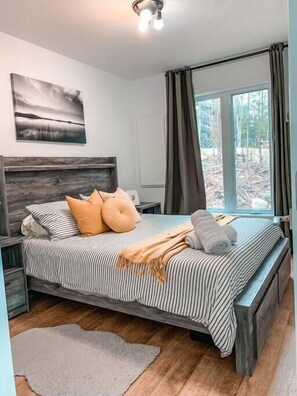 2 bedrooms, WiFi, bed sheets
