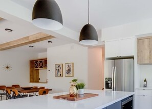 Dining - Hôtel à la maison - L'Escapade ! (Orford)