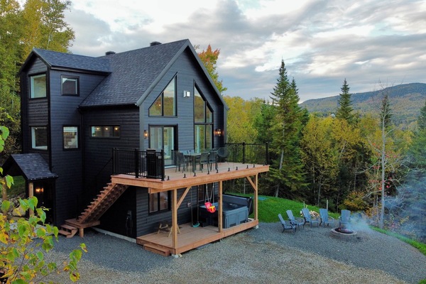 Vue globale du chalet et du terrain