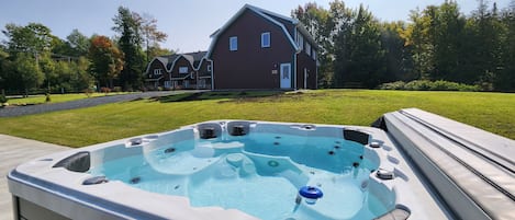 Baignoire à remous extérieure