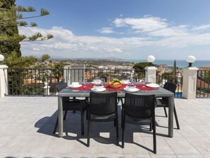 Outdoor dining - Villa Cuba by Interhome (Peñiscola)