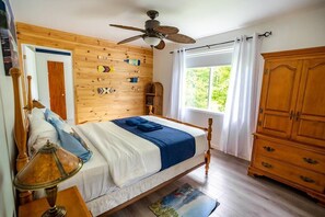 4 chambres, fer et planche à repasser, accès Internet, draps fournis
