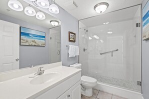 Hårtørrer, håndklæder