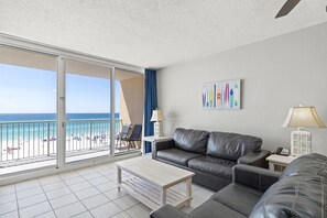 Fernseher, Tischtennisplatte