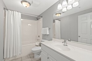 Boblebadekar, hårtørrer, håndklæder