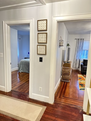 Room - PEACEFUL HIDDEN GEM FREE PARKING WIFI (Mount Vernon)