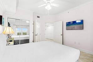 2 bedrooms, iron/ironing board, travel crib, free WiFi - Official Majestic Beach Resort - T2 2308 - Large 2BR 2BA - Sleeps 6 (Panama City Beach)