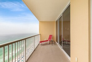 Property grounds - Official Majestic Beach Resort - T2 2308 - Large 2BR 2BA - Sleeps 6 (Panama City Beach)