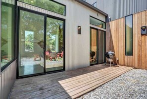 Terrace/patio - Modern Luxurious Midway Hollow | Driem House (Dallas)
