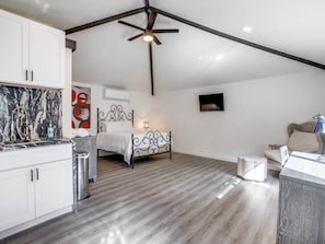 1 Schlafzimmer, BĂŒgeleisen/BĂŒgelbrett