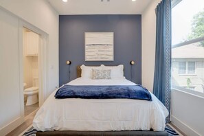 3 bedrooms, iron/ironing board, WiFi, bed sheets - Cubist | Highland Park | Long term (Dallas)