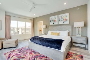 3 chambres, fer et planche à repasser